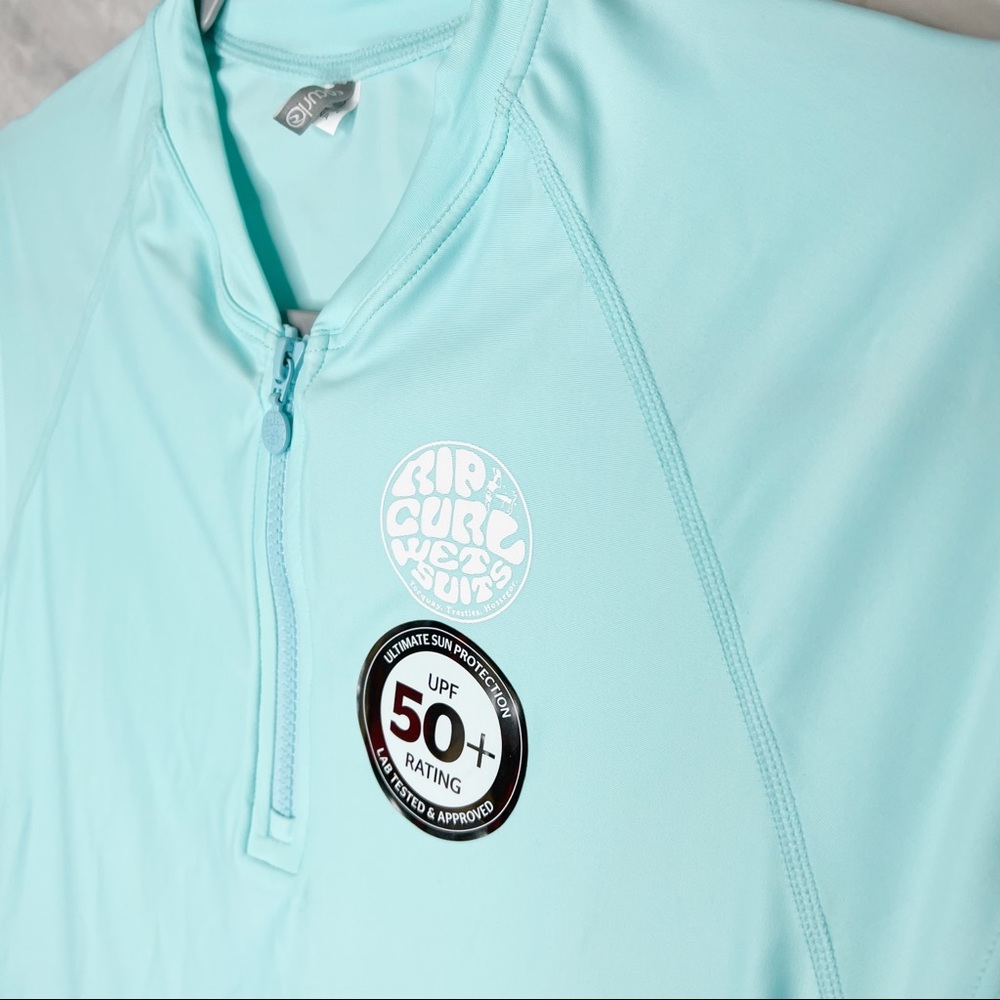 Rip Curl UPF 50+ Rash Guard - Picture 2 of 4
